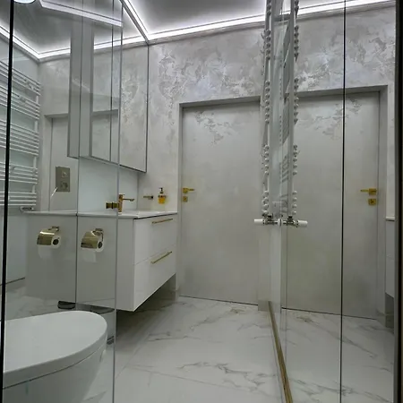 Golden Forest Appartement Warschau
