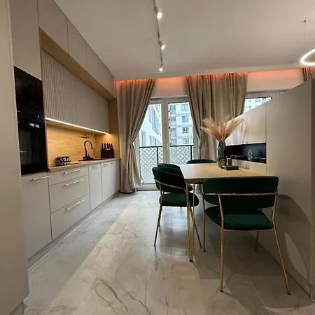 Golden Forest * Varsovia