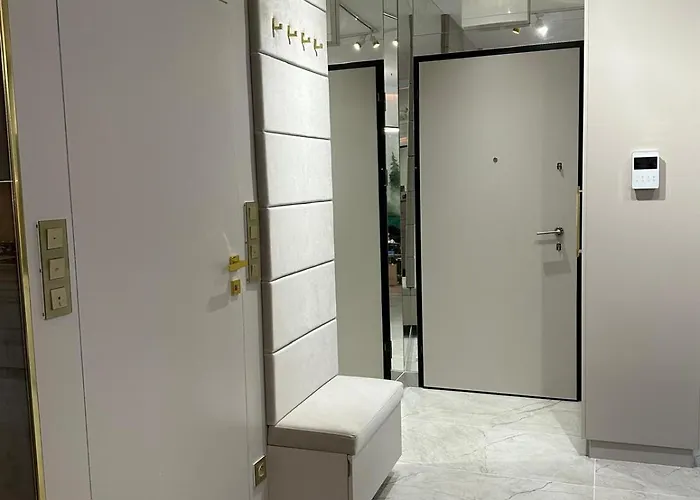 Golden Forest شقة